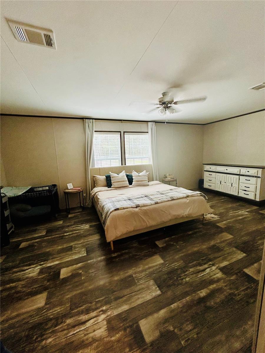 1150 NE 115 AVE, SILVER SPRINGS, FL, 34488