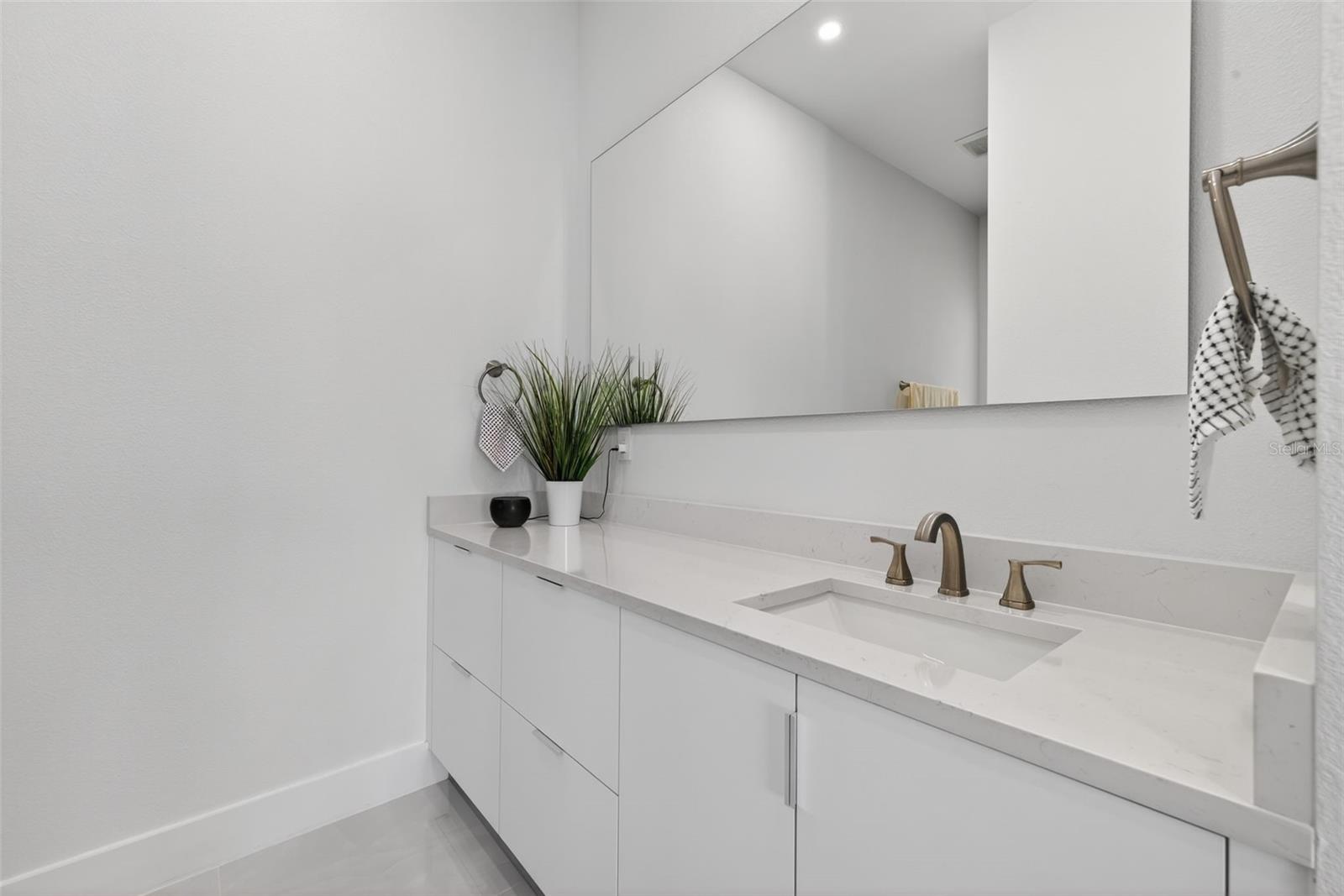 523 SW 23RD ST, CAPE CORAL, FL, 33991