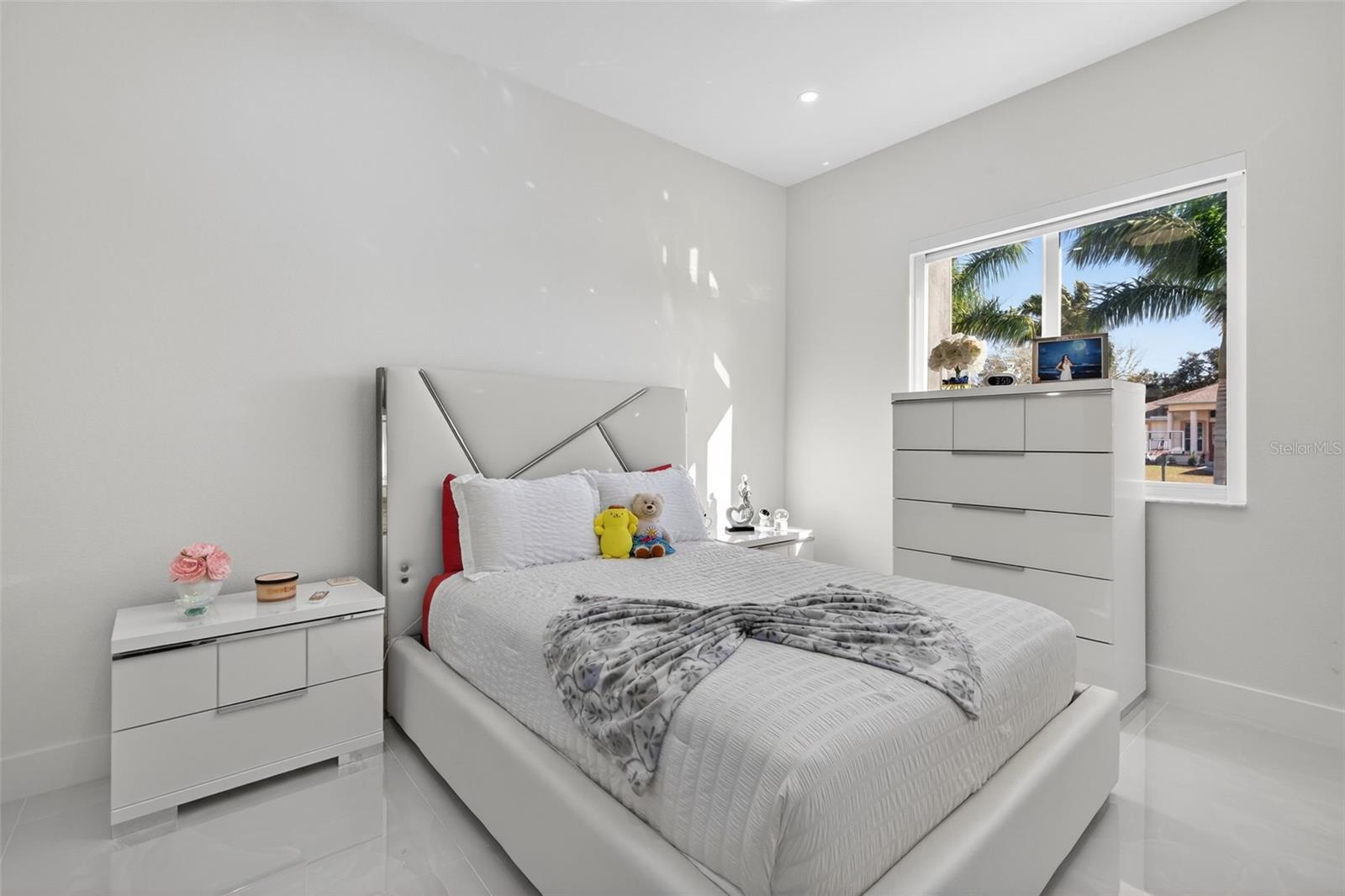 523 SW 23RD ST, CAPE CORAL, FL, 33991