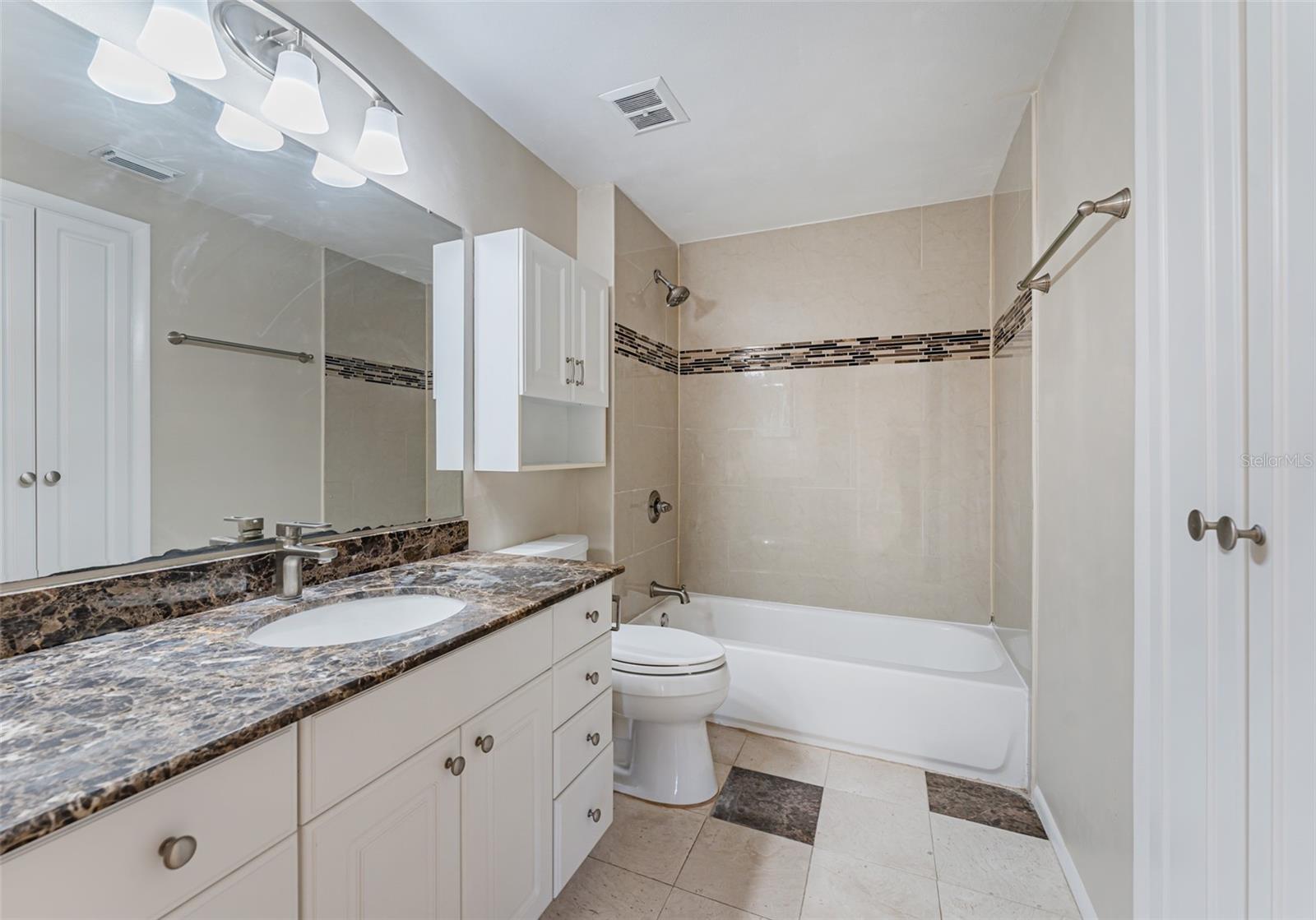 16203 FANTASIA DR, TAMPA, FL, 33624