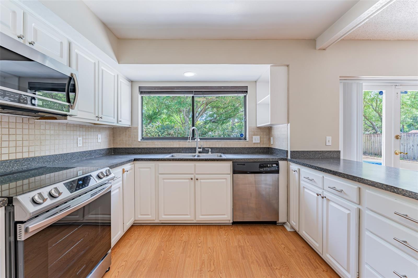 16203 FANTASIA DR, TAMPA, FL, 33624