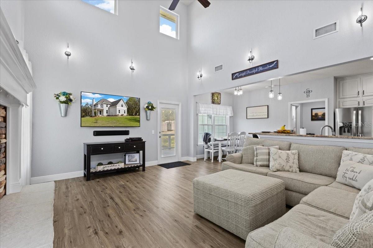 2600 SE 48TH AVE, TRENTON, FL, 32693