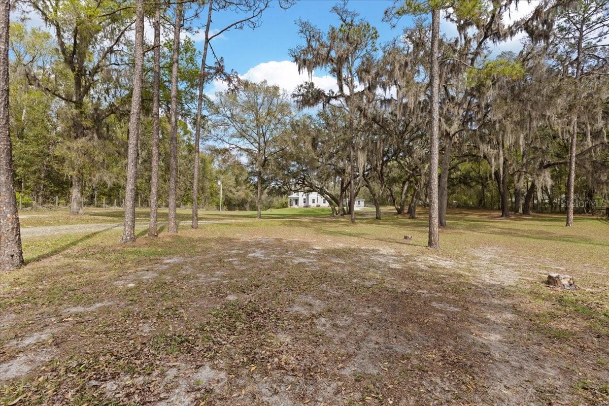 2600 SE 48TH AVE, TRENTON, FL, 32693