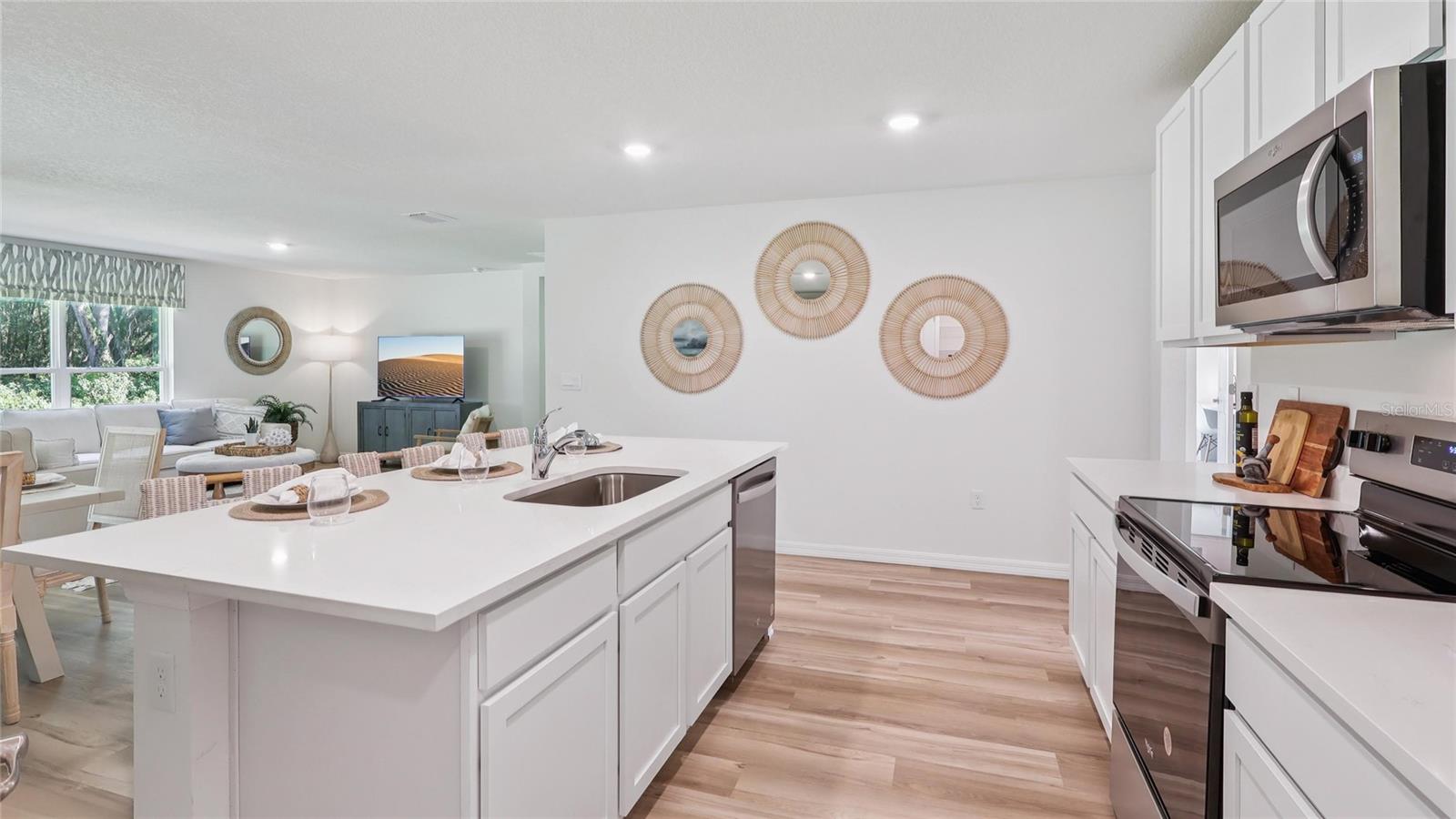 10787 TUCKER RD, WEEKI WACHEE, FL, 34613