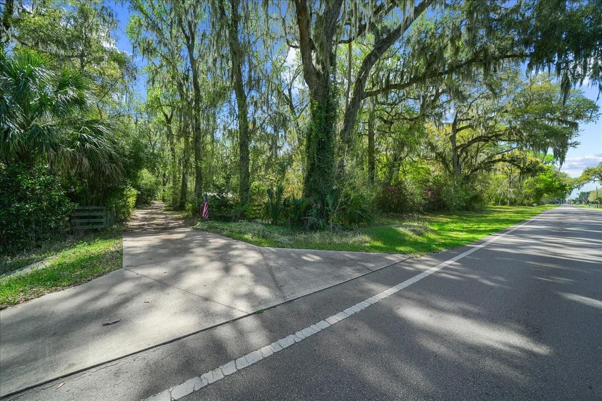 5028 E HIGHWAY 316, CITRA, FL, 32113