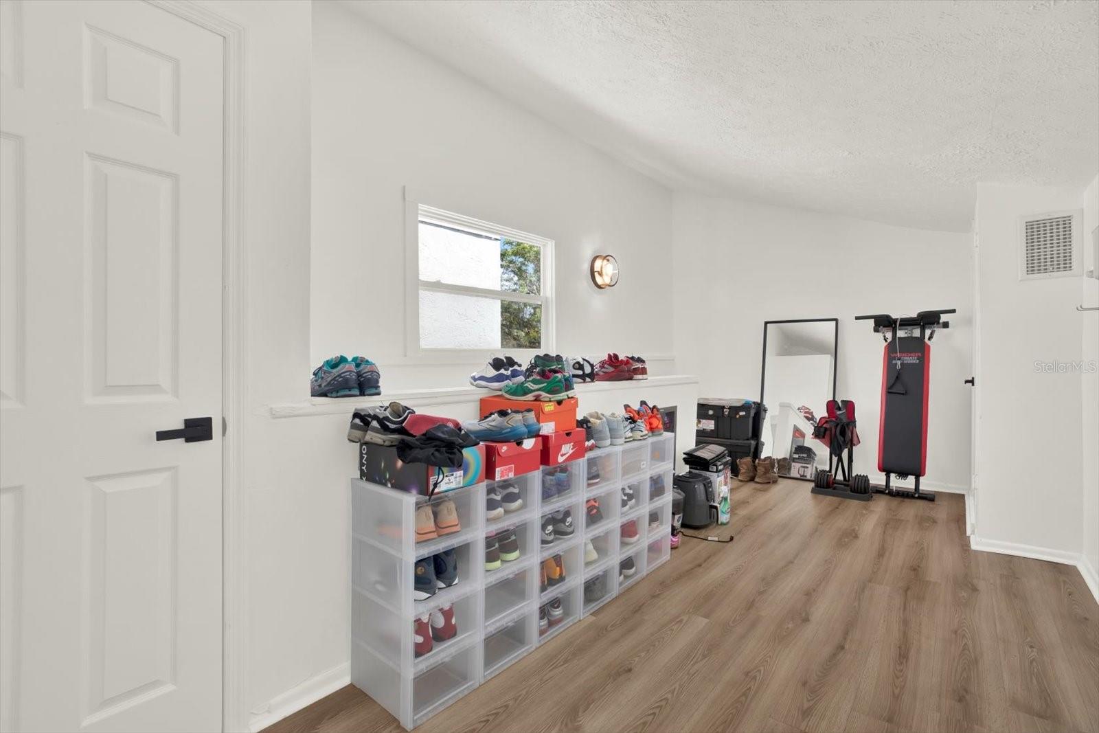 8606 N SEMMES ST #A, TAMPA, FL, 33604