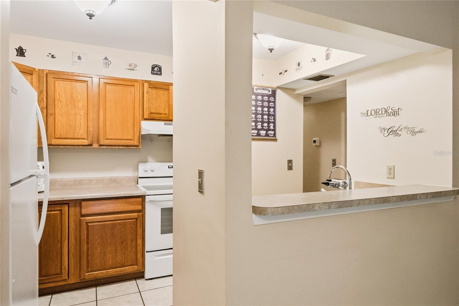 100 SWEETGUM WOODS CT #13D, DELTONA, FL, 32725