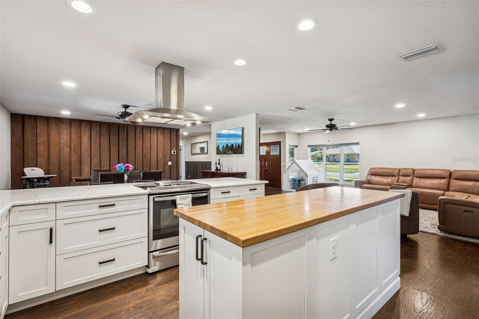 8937 EASTERLING DR, ORLANDO, FL, 32819