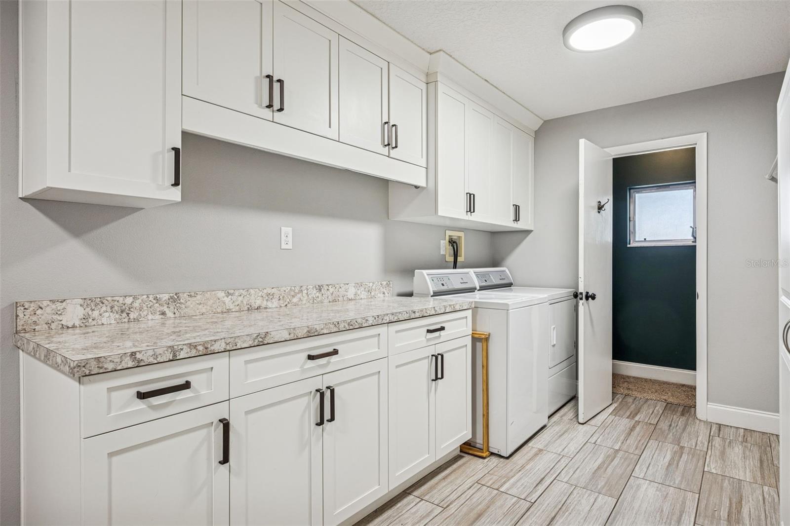 8937 EASTERLING DR, ORLANDO, FL, 32819