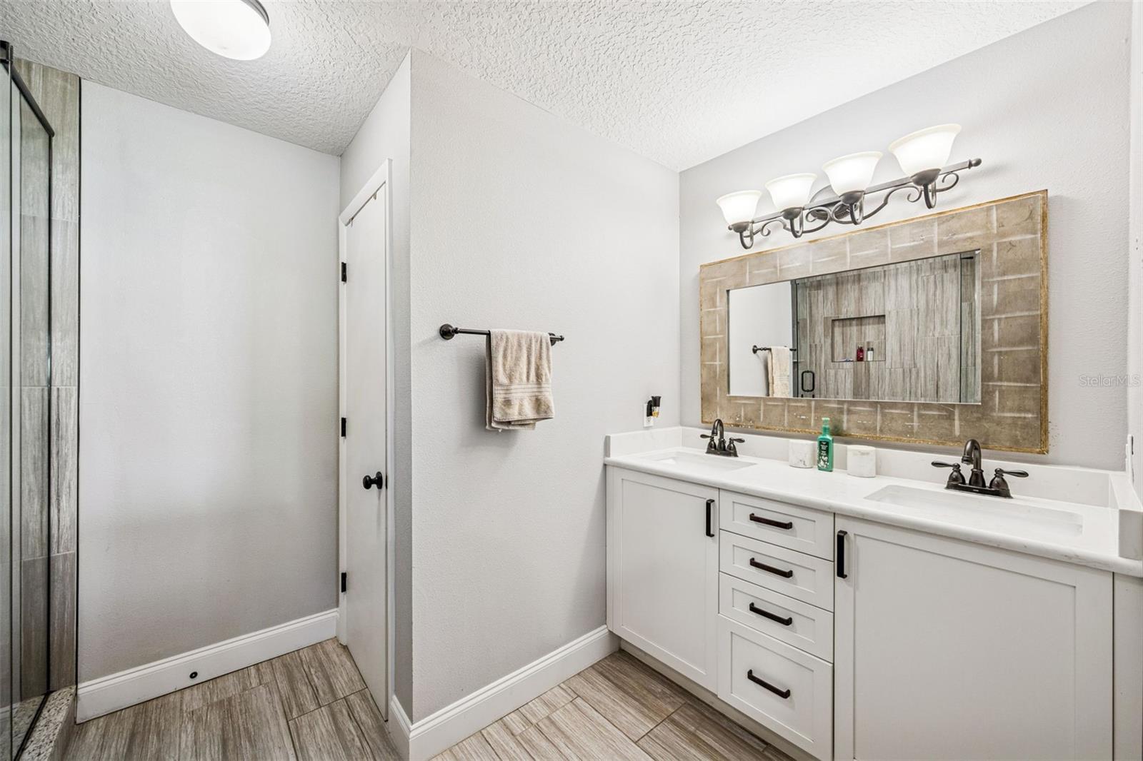 8937 EASTERLING DR, ORLANDO, FL, 32819