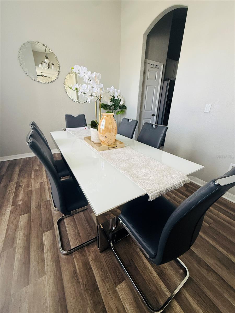 2240 BAGDAD AVE, ORLANDO, FL, 32833