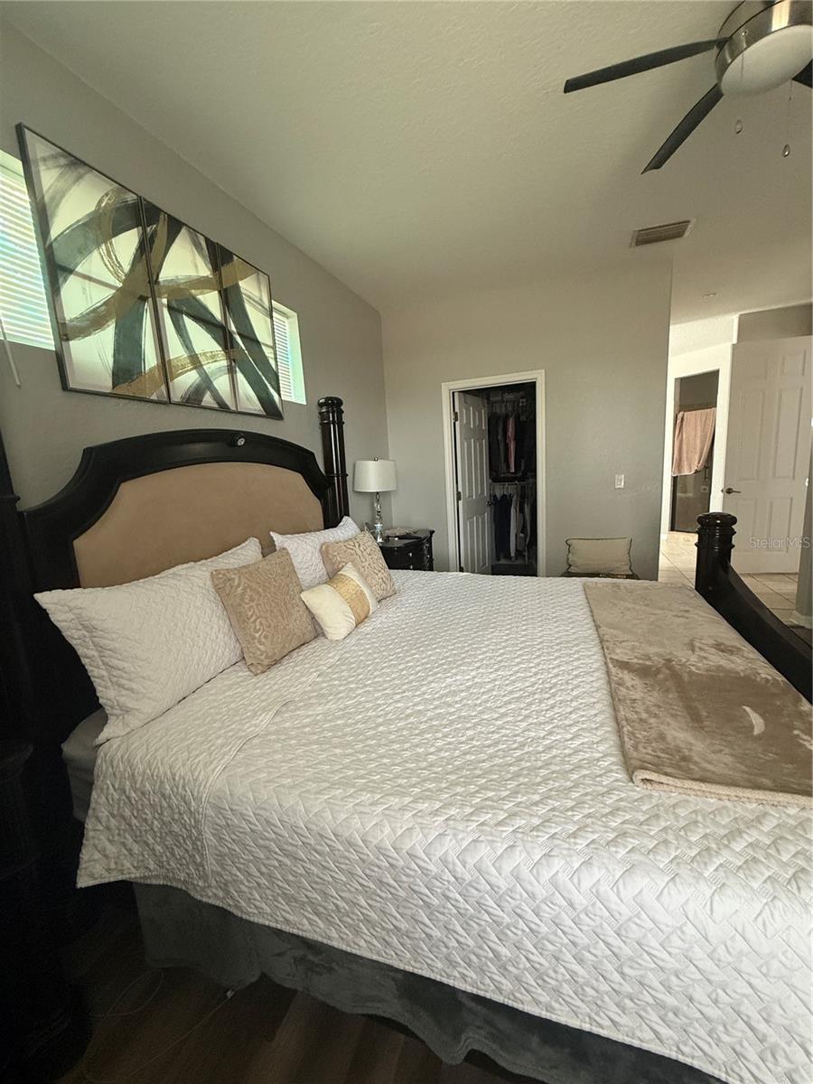 2240 BAGDAD AVE, ORLANDO, FL, 32833