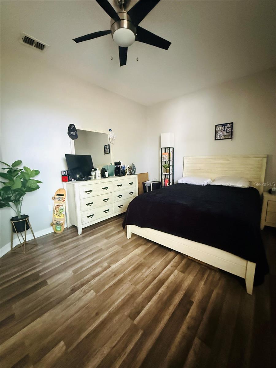 2240 BAGDAD AVE, ORLANDO, FL, 32833