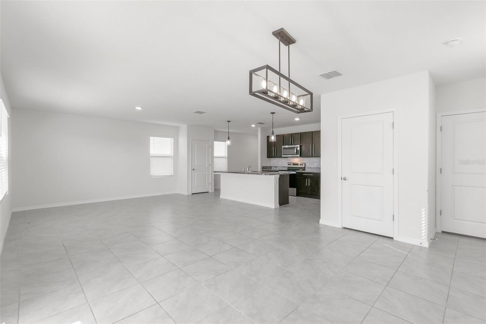 5495 WARRINGTON TOWN PATH, WESLEY CHAPEL, FL, 33545