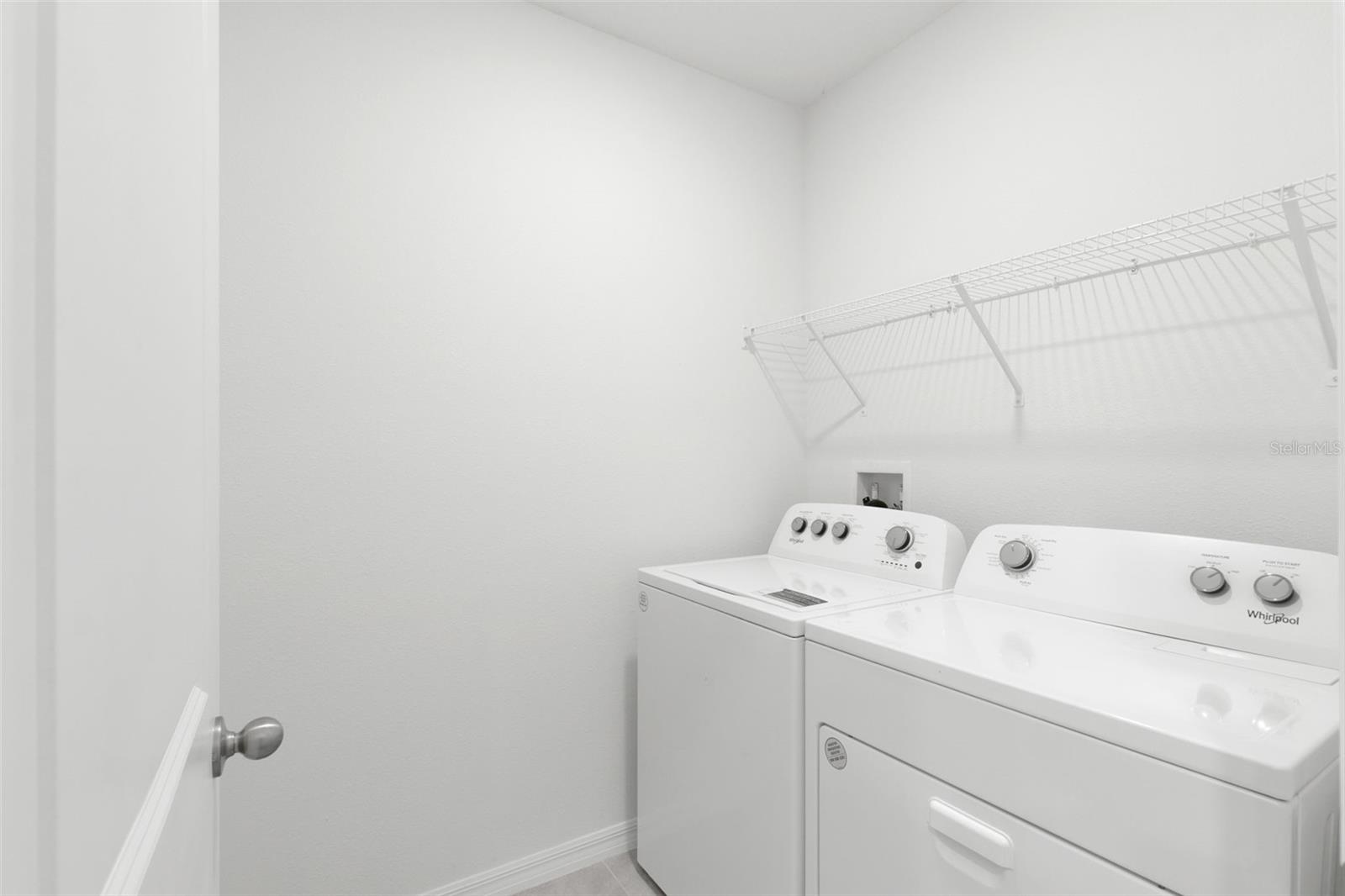 5495 WARRINGTON TOWN PATH, WESLEY CHAPEL, FL, 33545