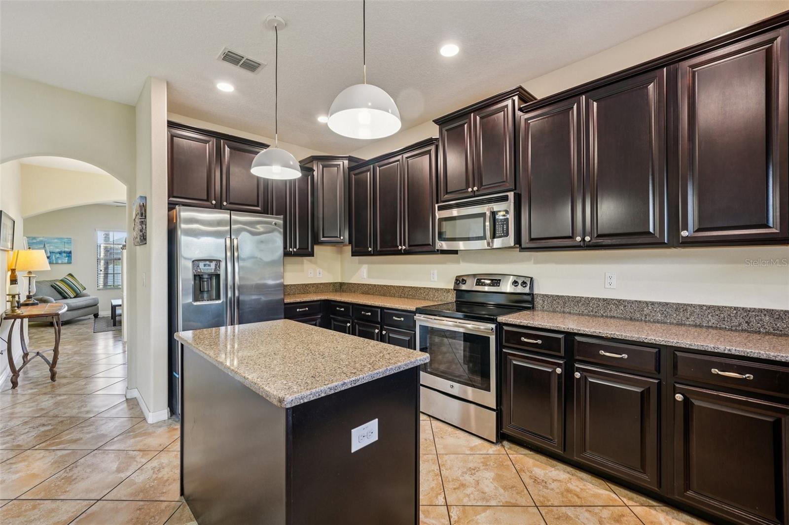 10914 WHITECAP DR, RIVERVIEW, FL, 33579