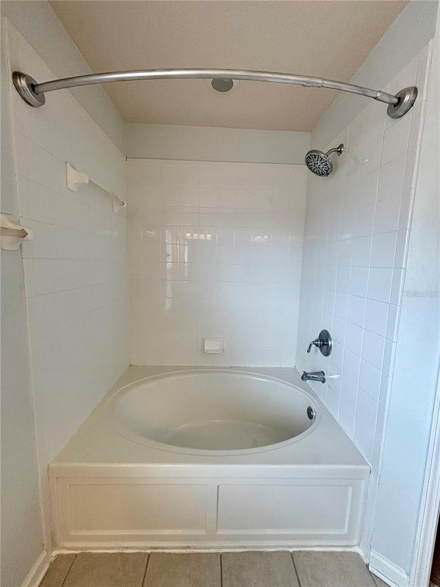 4623 BARNSTEAD DR, RIVERVIEW, FL, 33578