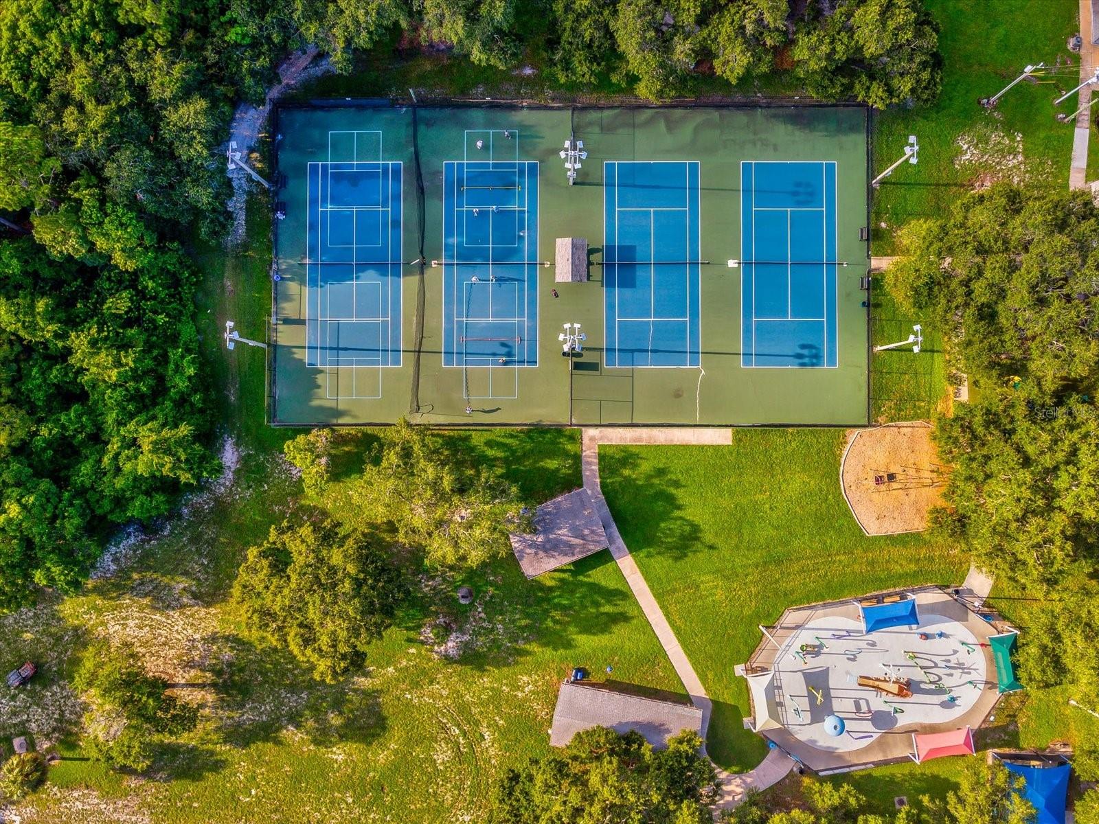 418 FINN WAY, DUNEDIN, FL, 34698