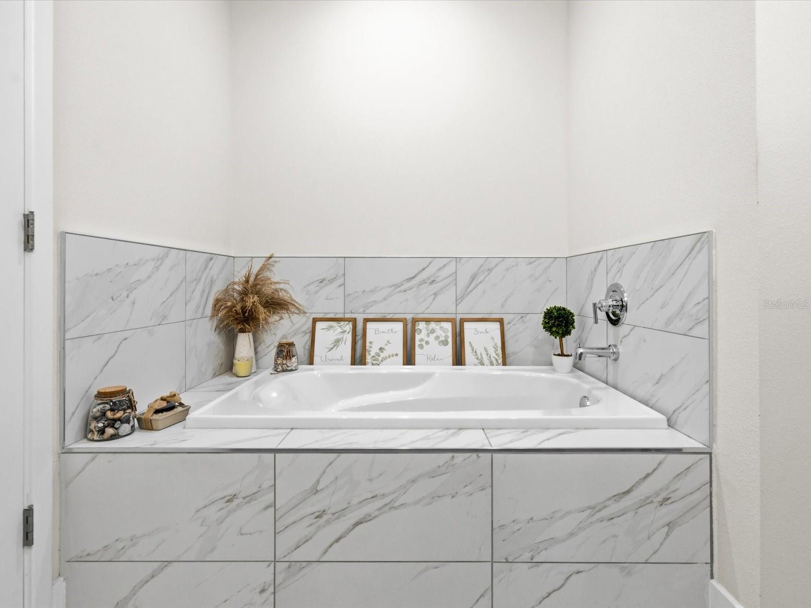 418 FINN WAY, DUNEDIN, FL, 34698