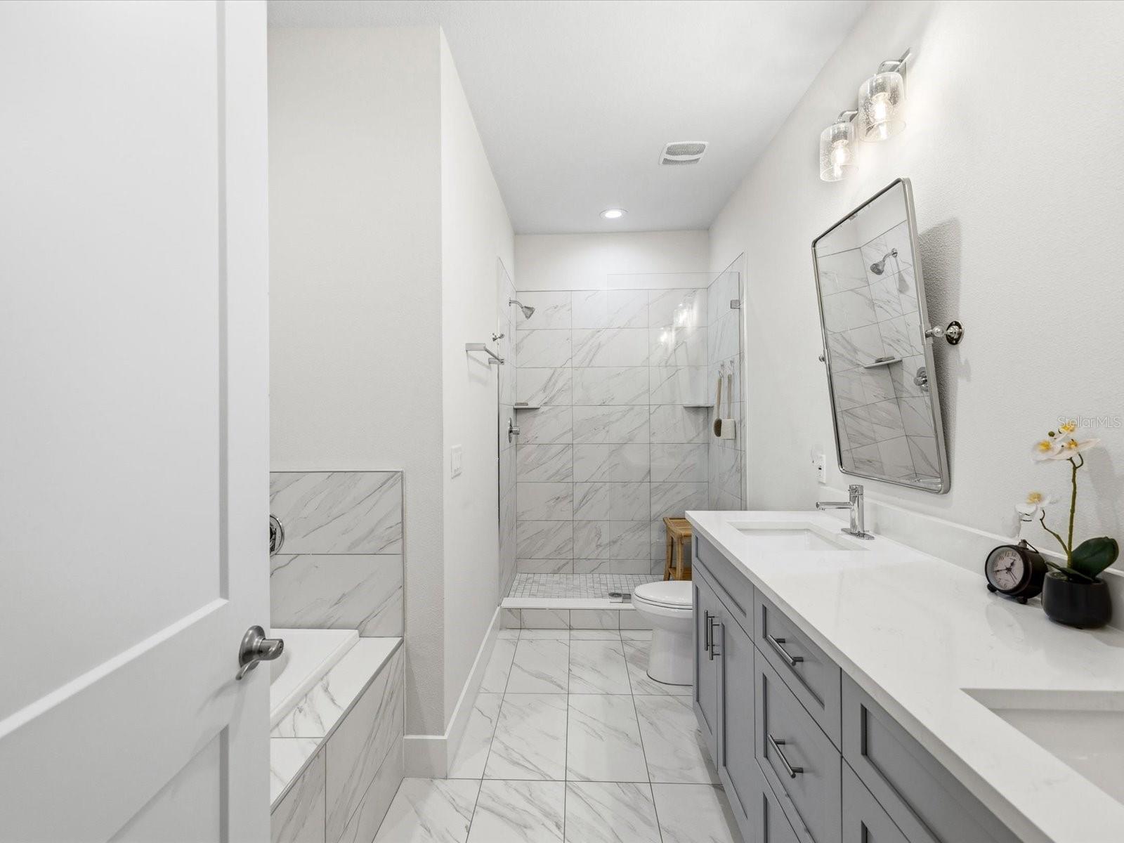 418 FINN WAY, DUNEDIN, FL, 34698