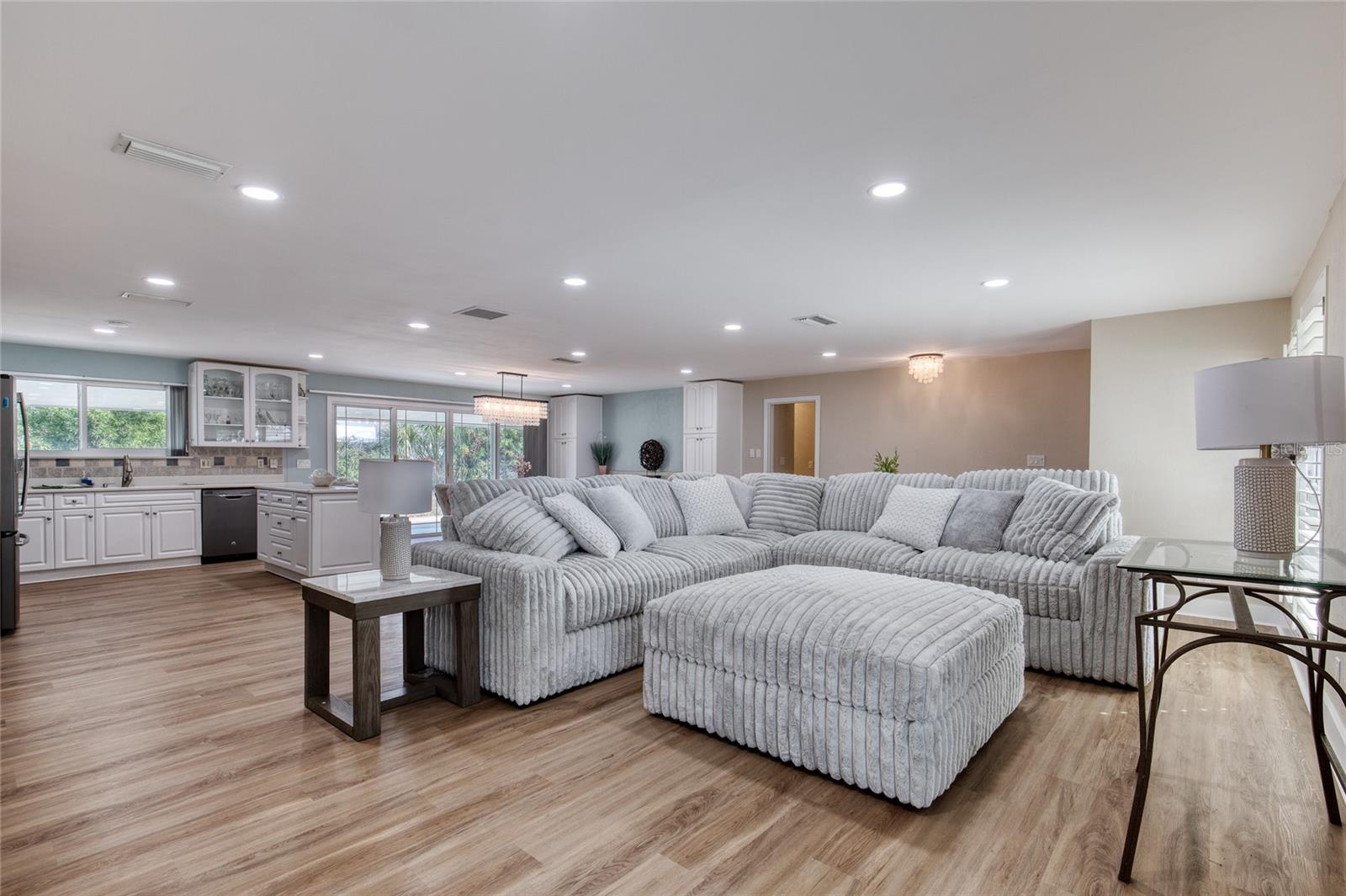 2614 N PENINSULA DR, DAYTONA BEACH, FL, 32118