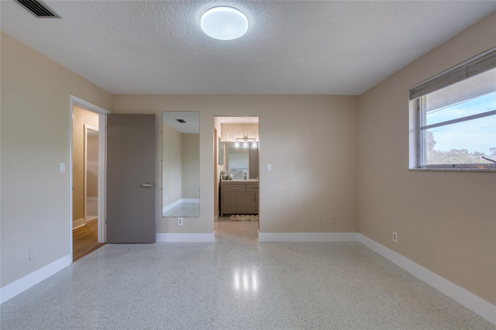 2614 N PENINSULA DR, DAYTONA BEACH, FL, 32118