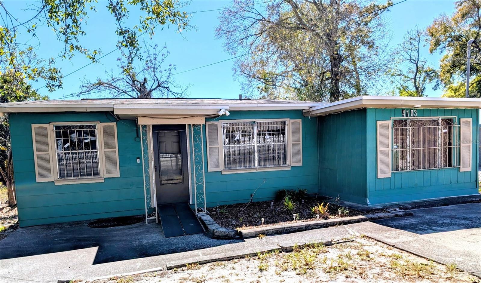 4103 E HANNA AVE, TAMPA, FL, 33610