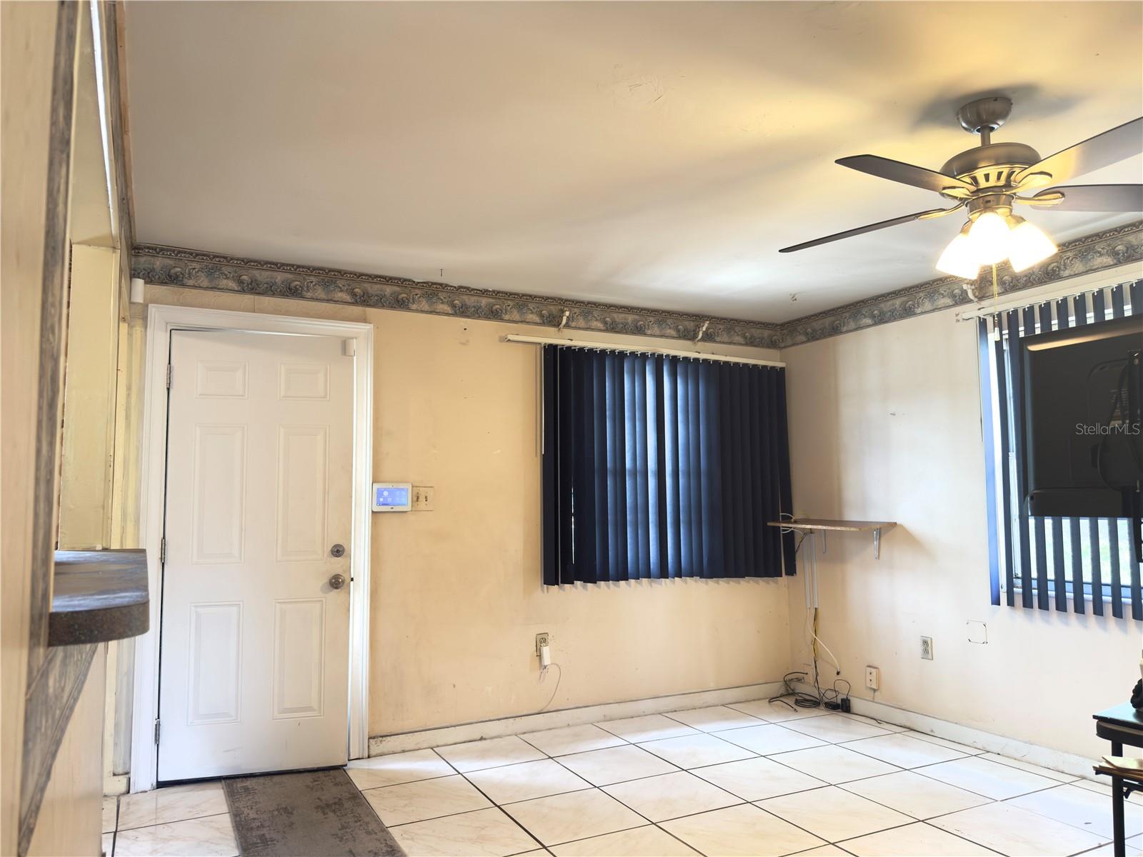4103 E HANNA AVE, TAMPA, FL, 33610