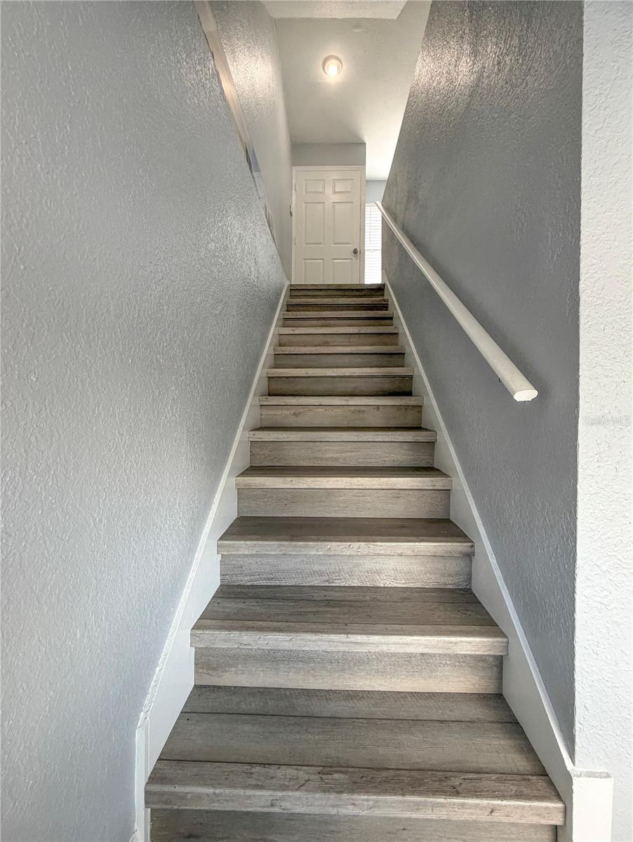 141 S HIAWASSEE RD, ORLANDO, FL, 32835