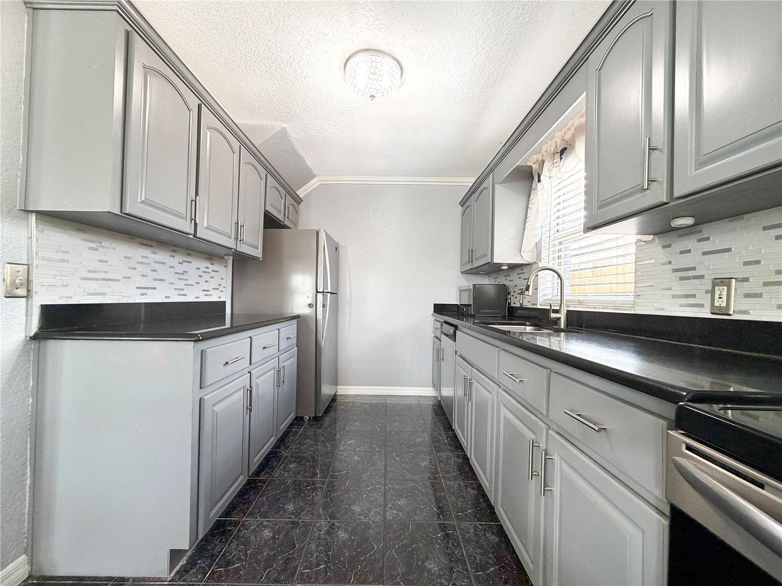 141 S HIAWASSEE RD, ORLANDO, FL, 32835