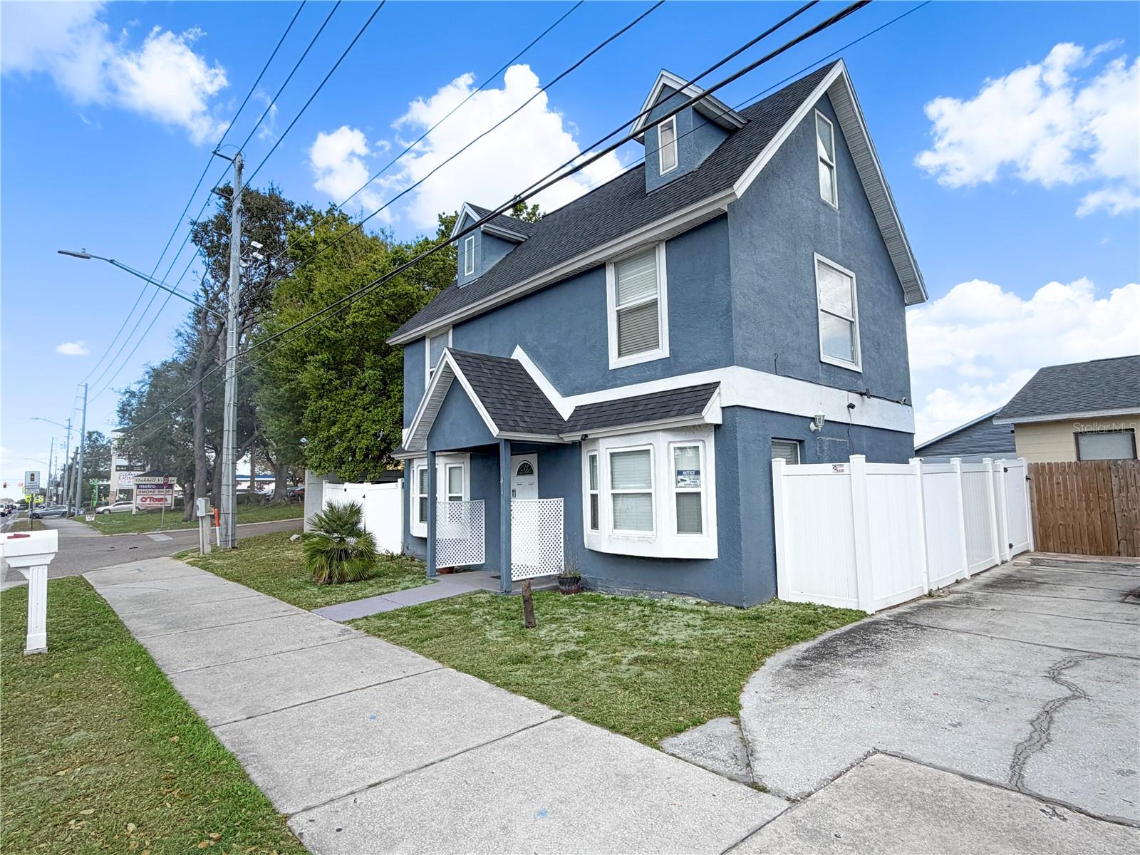 141 S HIAWASSEE RD, ORLANDO, FL, 32835