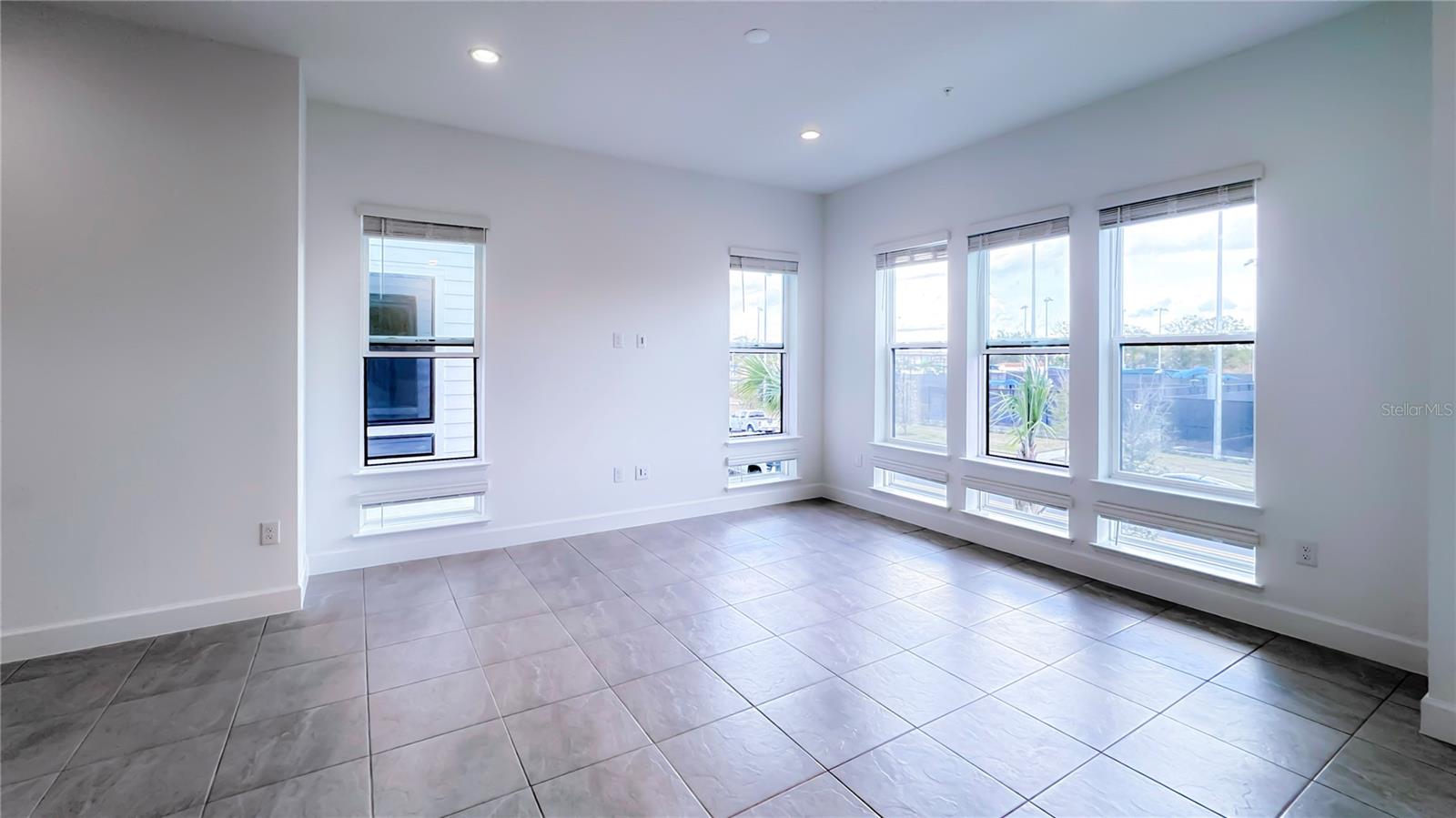 2046 PACKING DISTRICT WAY, ORLANDO, FL, 32804