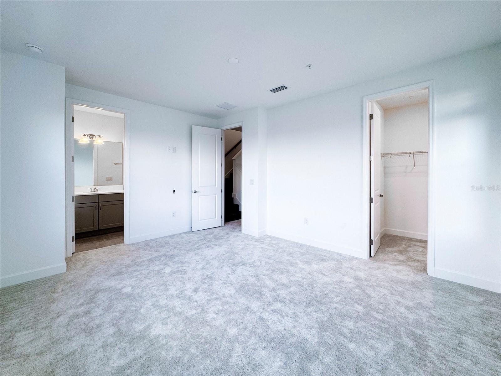 2046 PACKING DISTRICT WAY, ORLANDO, FL, 32804