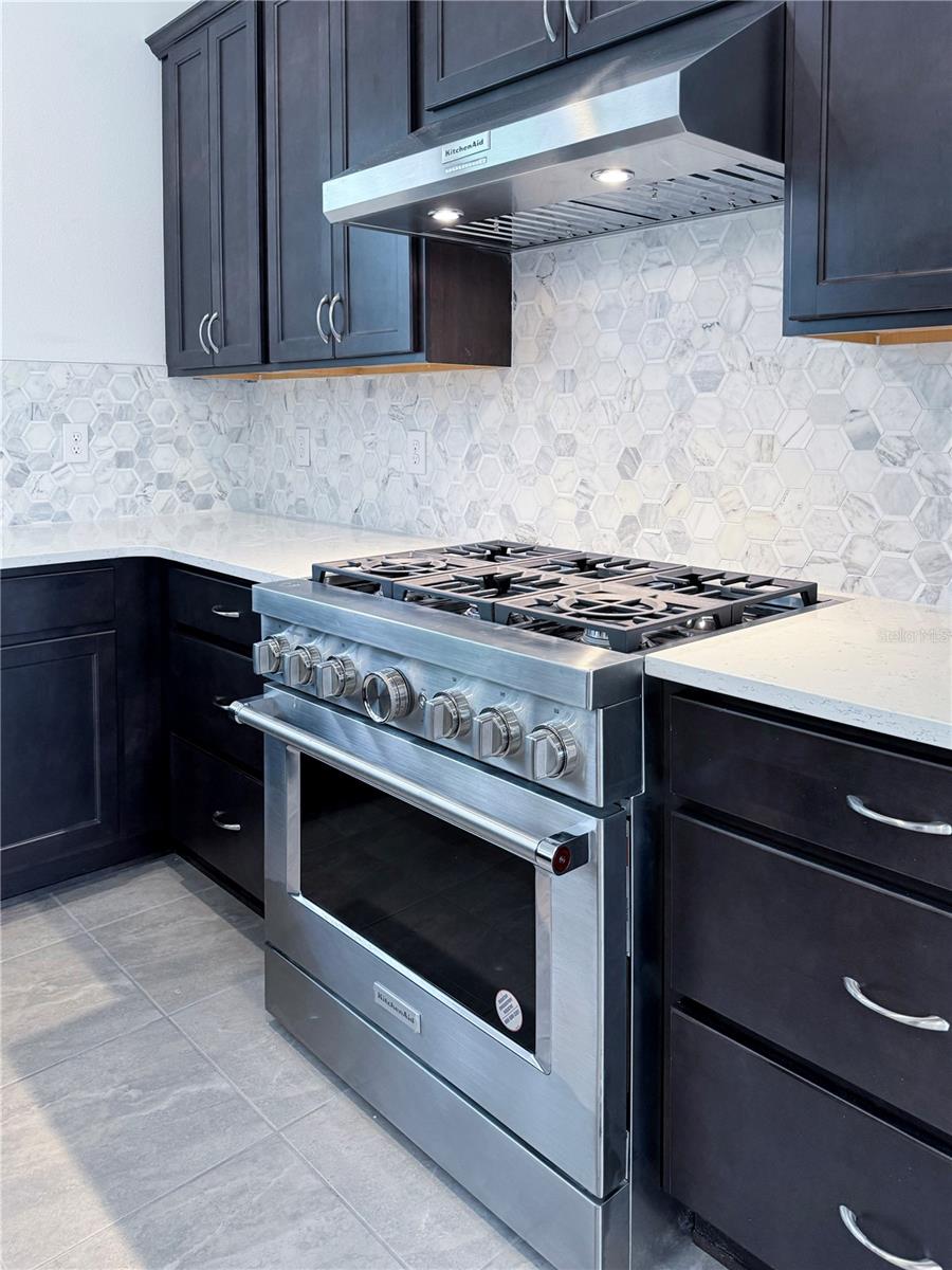 2046 PACKING DISTRICT WAY, ORLANDO, FL, 32804