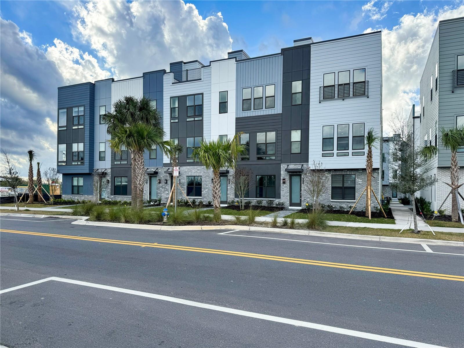 2046 PACKING DISTRICT WAY, ORLANDO, FL, 32804