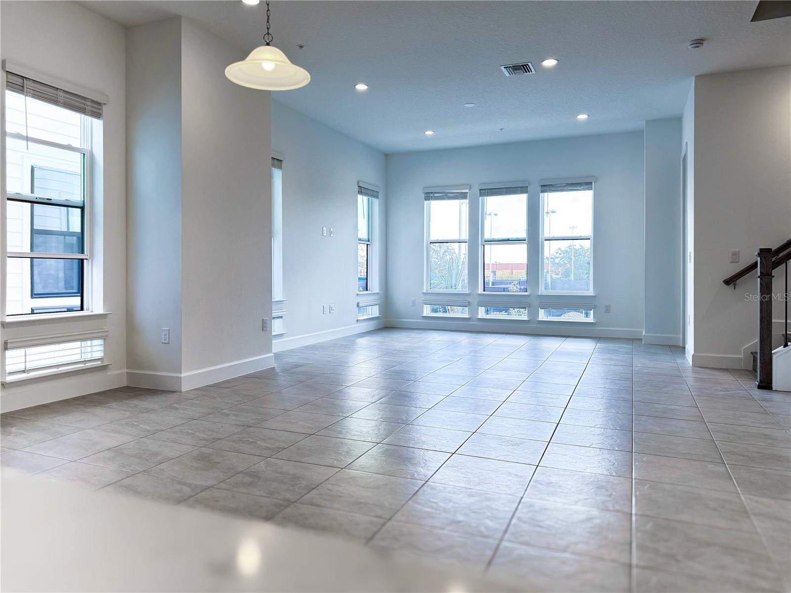 2046 PACKING DISTRICT WAY, ORLANDO, FL, 32804