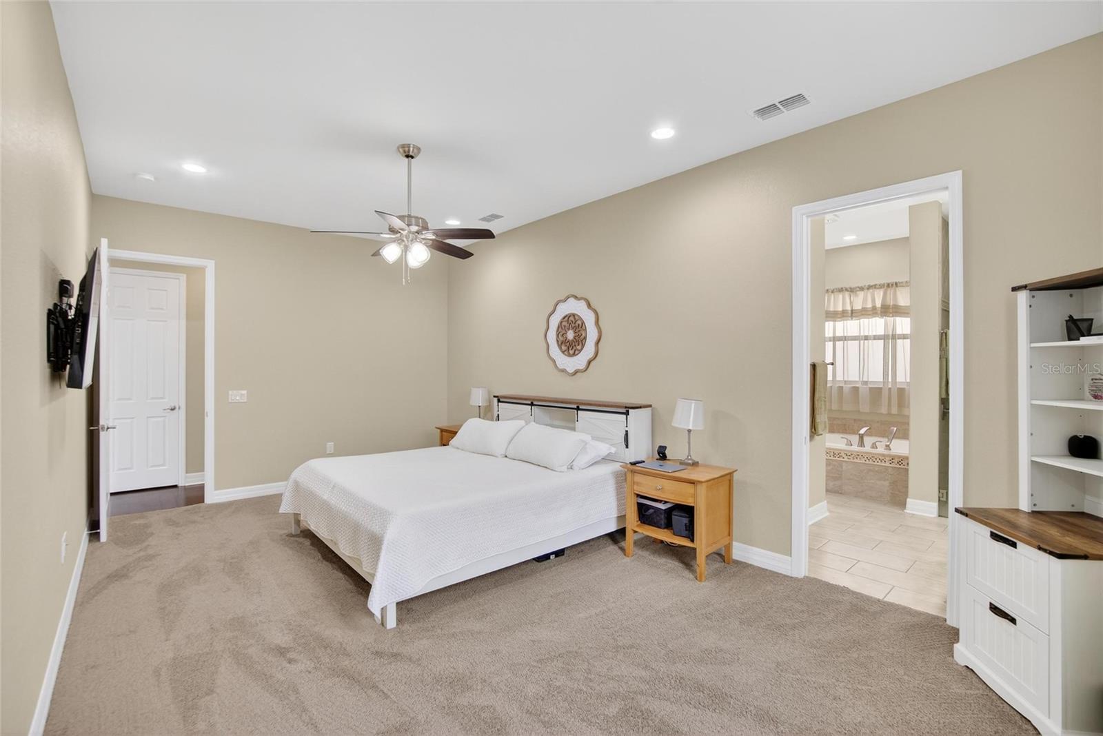 6870 SHIMMERING DR, LAKELAND, FL, 33813