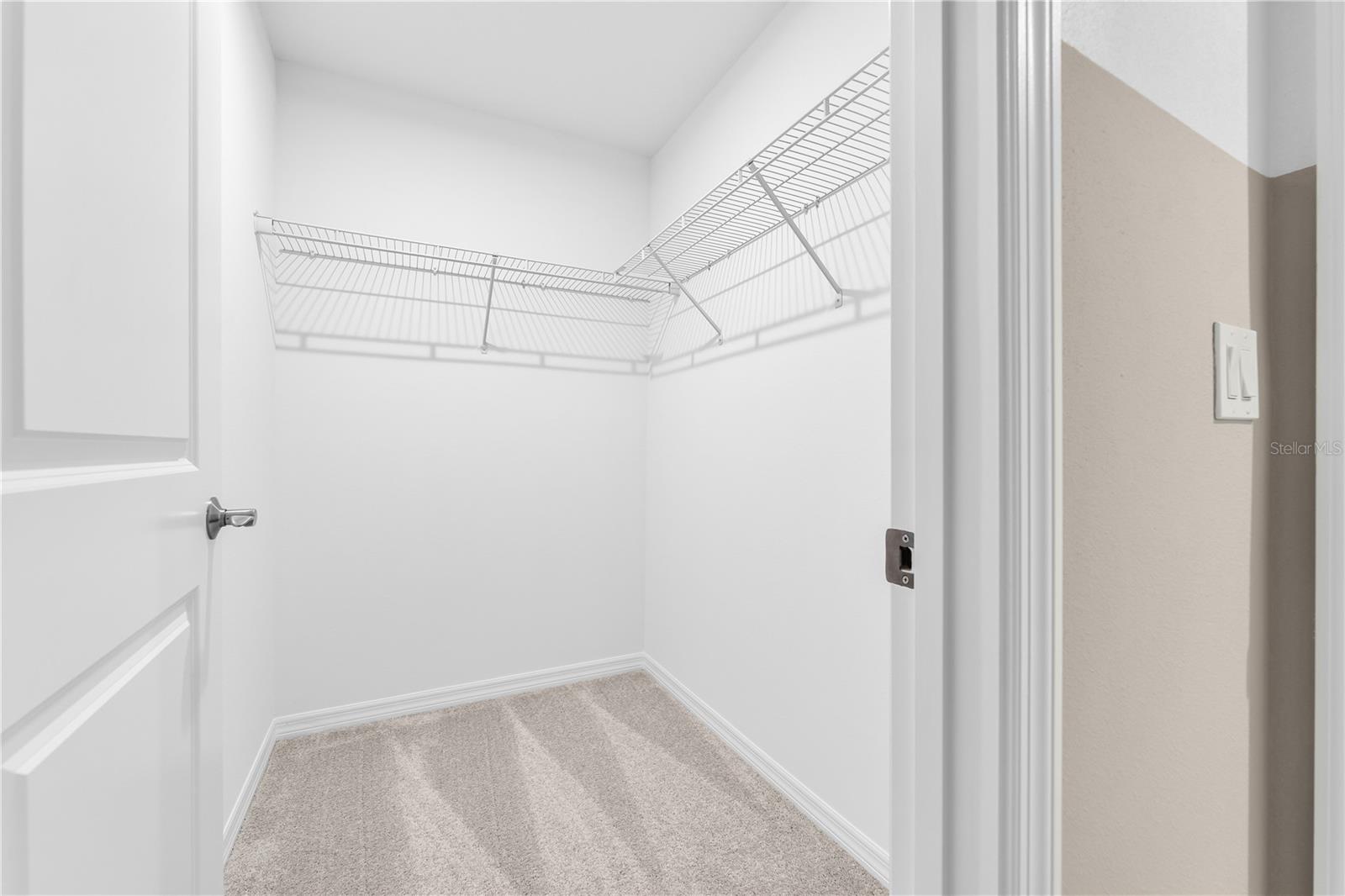 5480 MEADOW WALK DR, DAVENPORT, FL, 33837