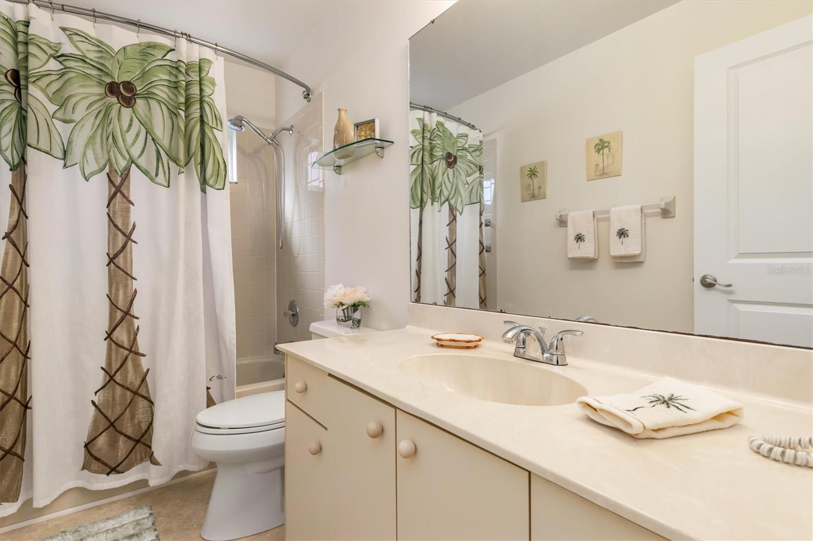 626 DEERWOOD AVE, ENGLEWOOD, FL, 34223
