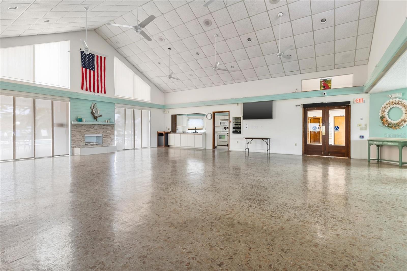 626 DEERWOOD AVE, ENGLEWOOD, FL, 34223