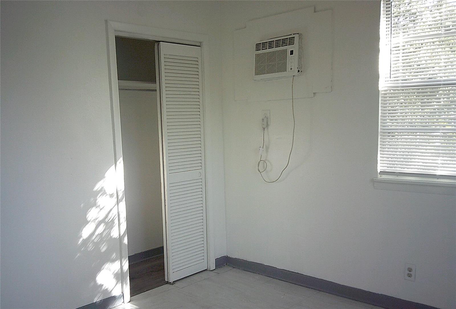 1060 65TH ST S, ST PETERSBURG, FL, 33707