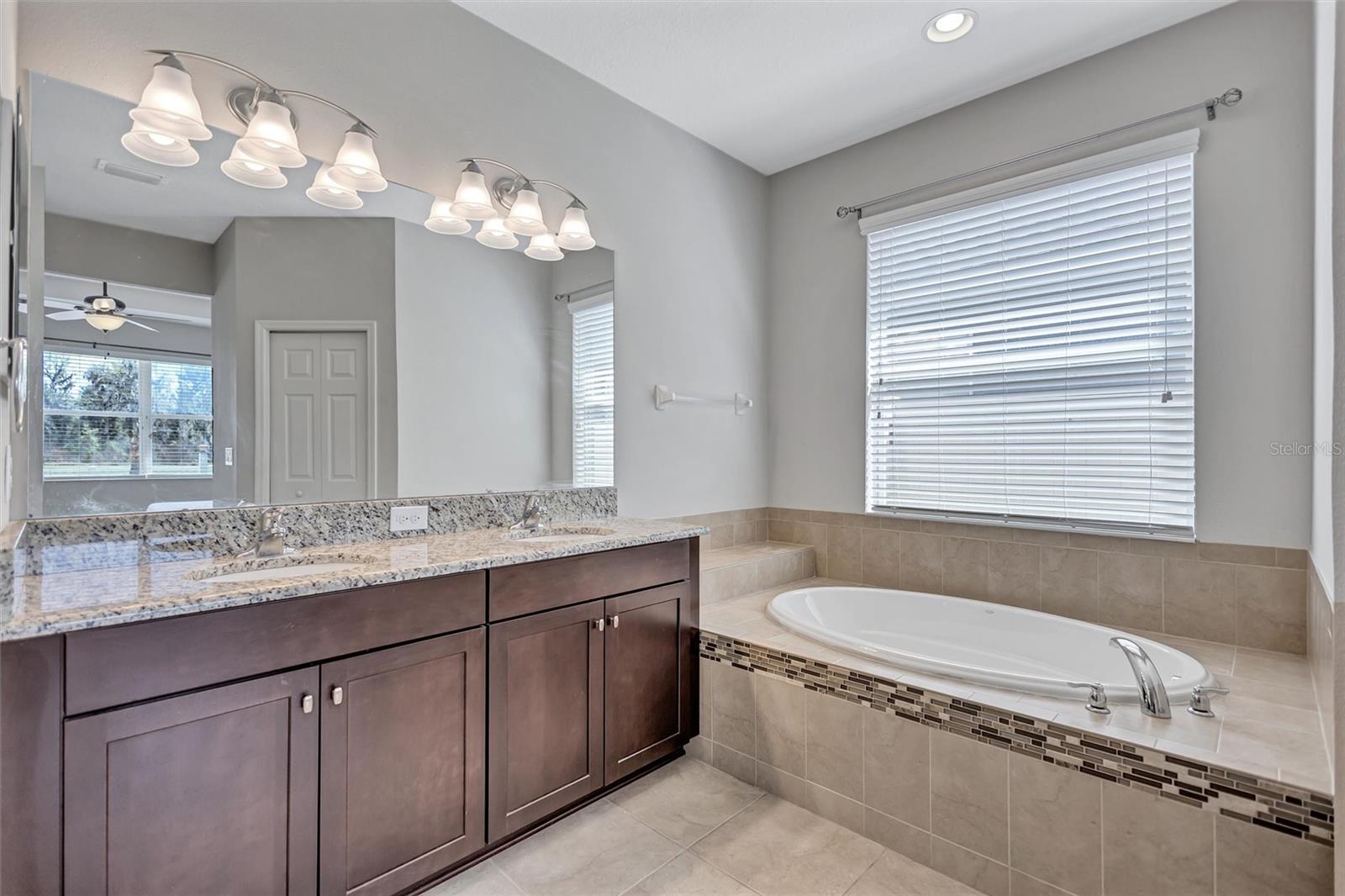 11431 COVENTRY GROVE CIR, LITHIA, FL, 33547