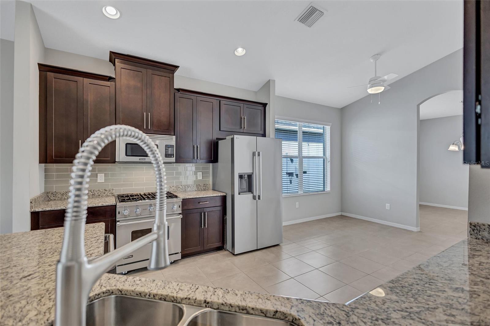 11431 COVENTRY GROVE CIR, LITHIA, FL, 33547