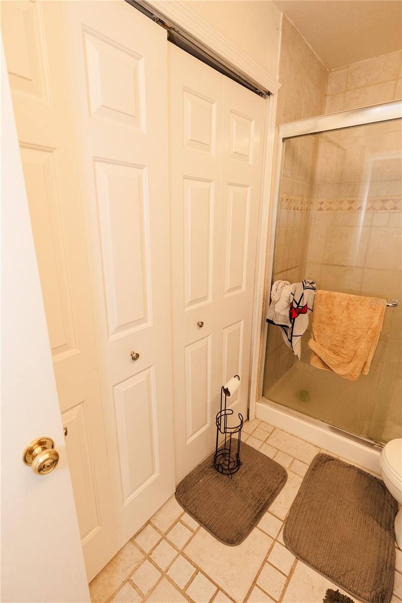 Primary En-Suite Bathroom