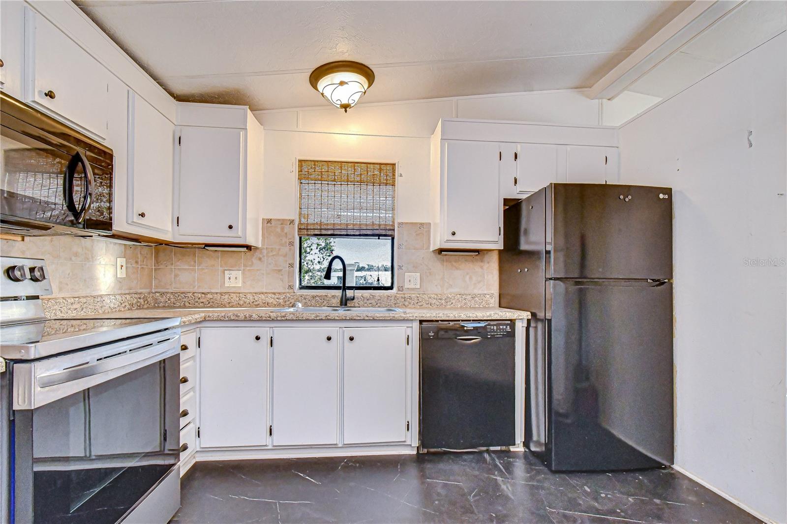 5438 ANTIGUA DR, ZEPHYRHILLS, FL, 33541