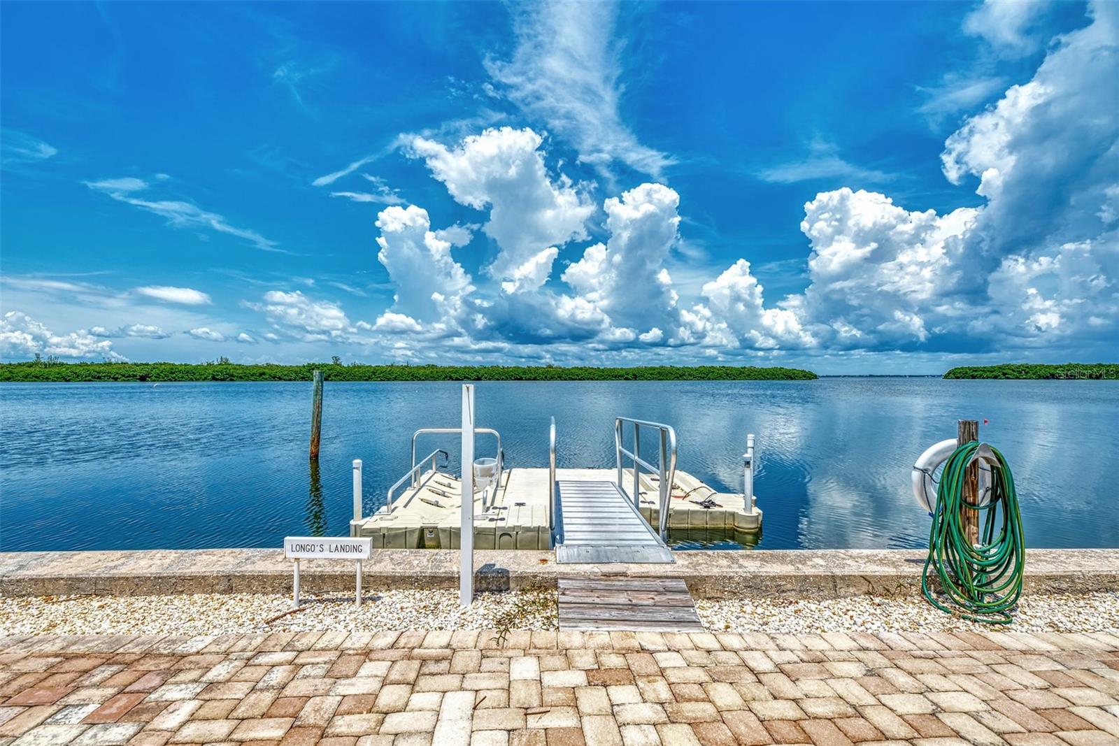 4410 EXETER DR #204, LONGBOAT KEY, FL, 34228