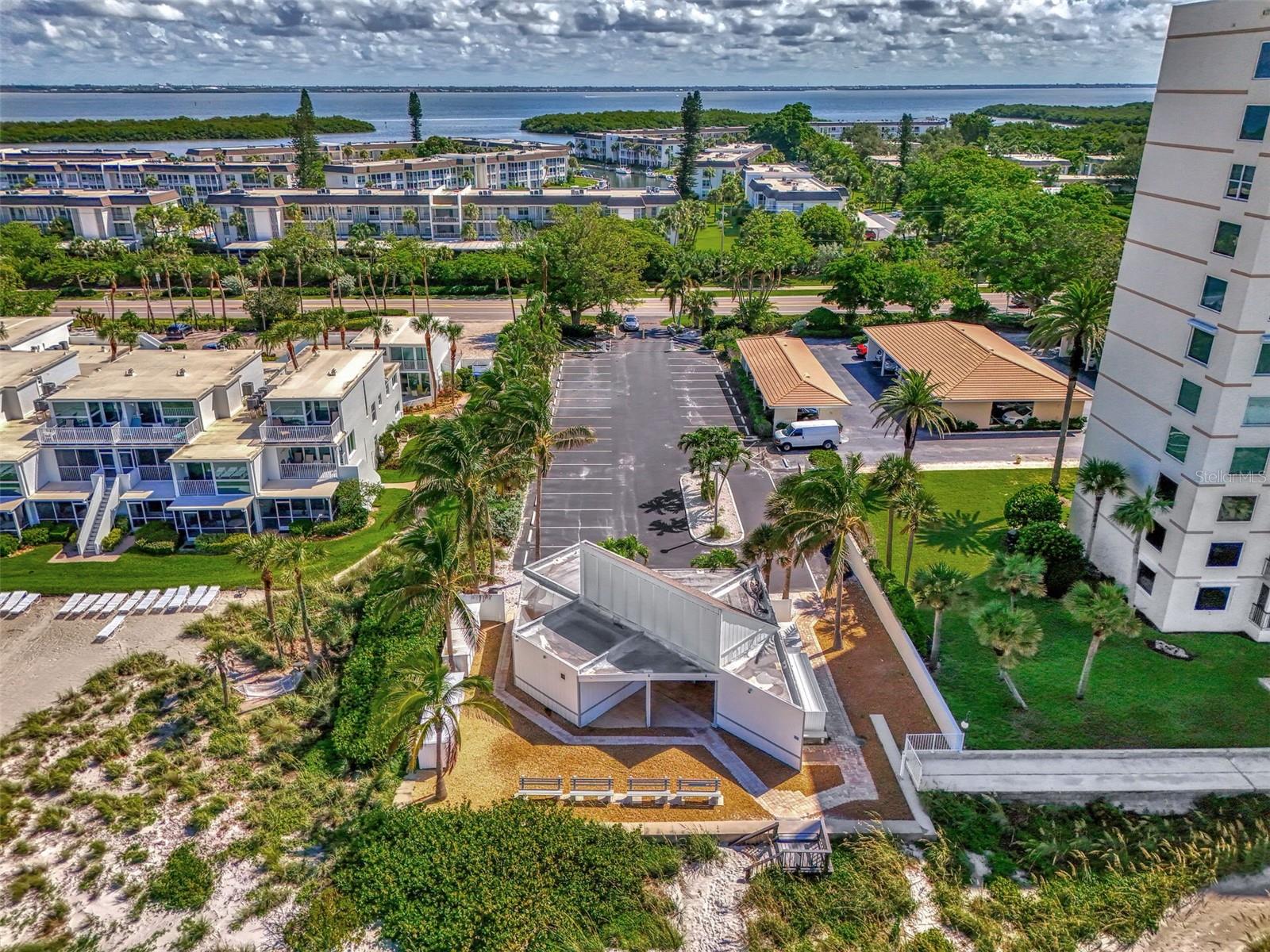 4410 EXETER DR #204, LONGBOAT KEY, FL, 34228