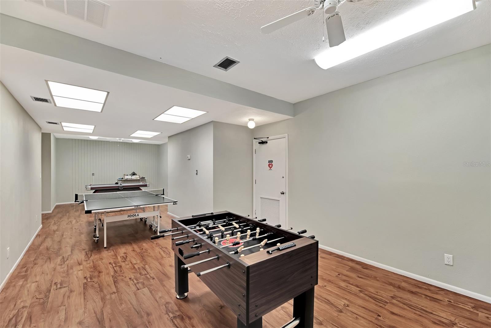 4410 EXETER DR #204, LONGBOAT KEY, FL, 34228