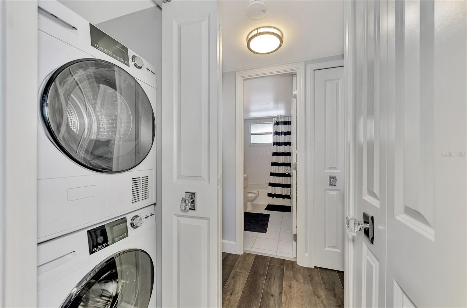 4410 EXETER DR #204, LONGBOAT KEY, FL, 34228