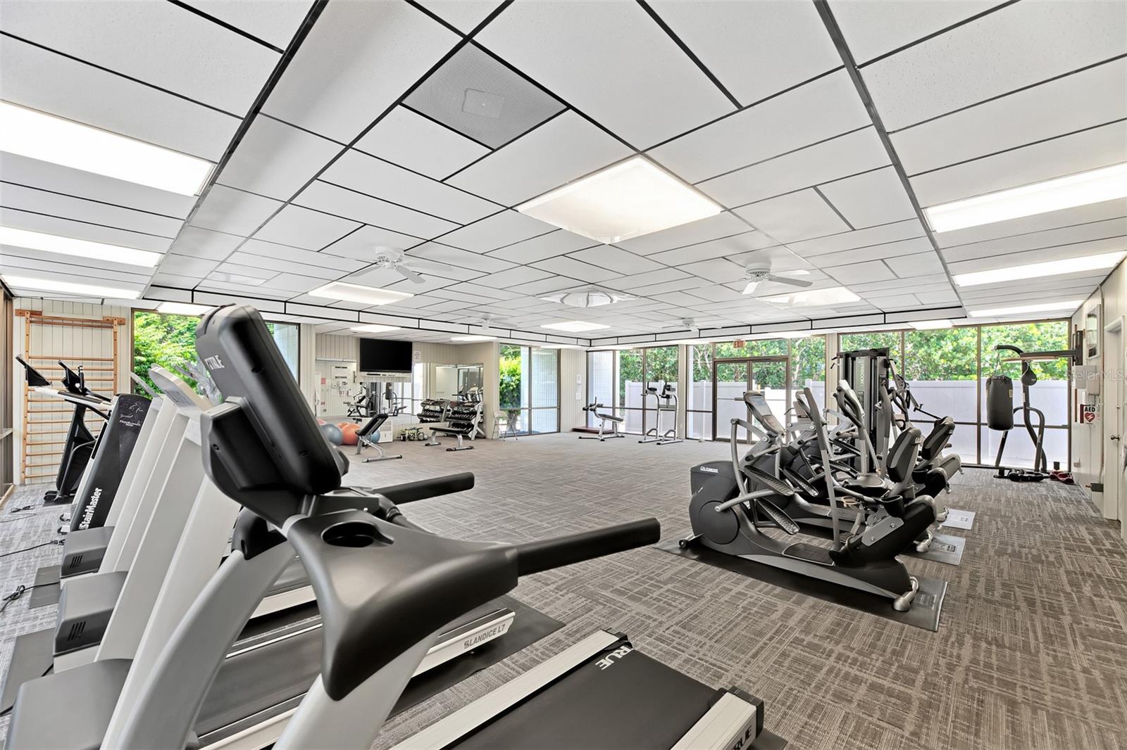 4410 EXETER DR #204, LONGBOAT KEY, FL, 34228